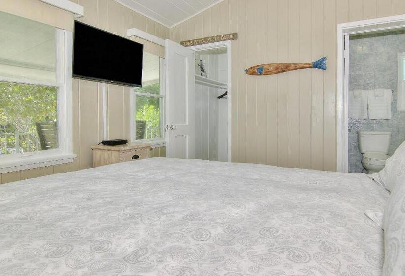 ホテル Seaspray Beach Cottage B