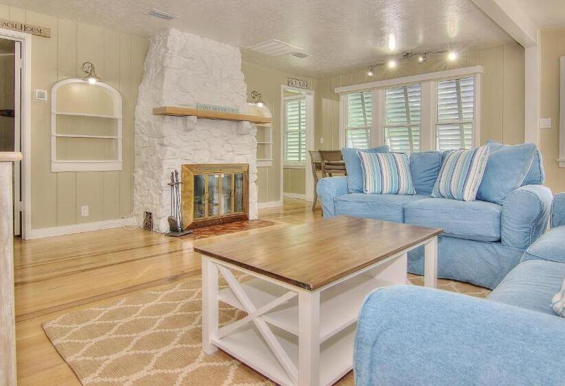 ホテル Seaspray Beach Cottage B