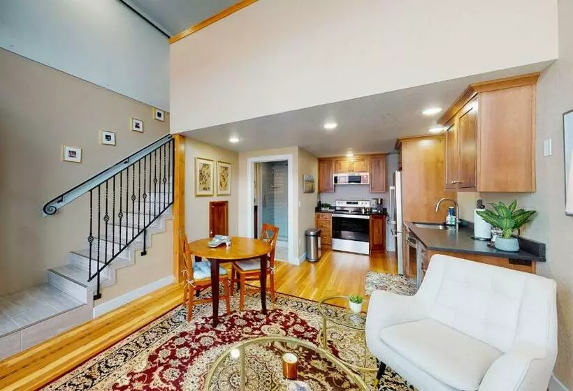 Hotelli The Loft Downtown