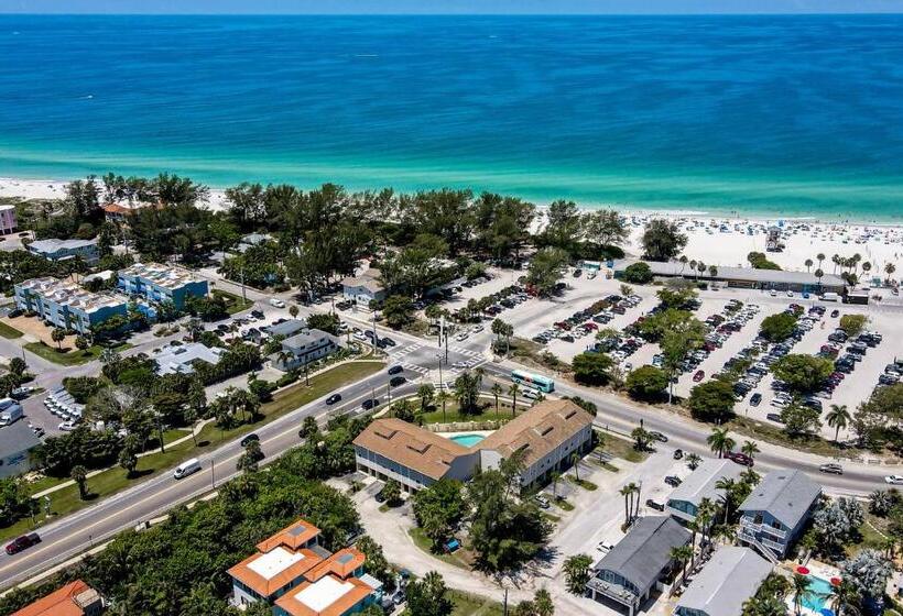 Отель Beach & Gulf Escape