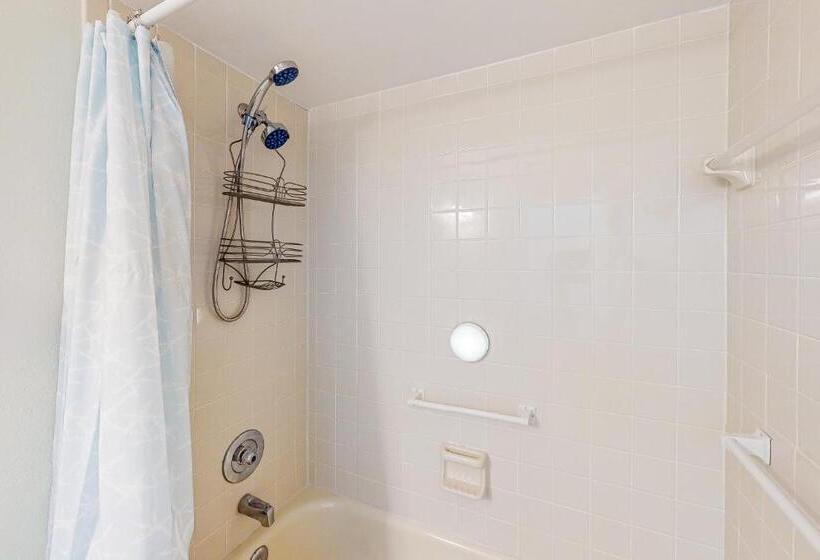 Отель Beach & Gulf Escape