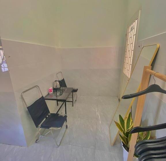 هتل Homestay Tuyết Trinh