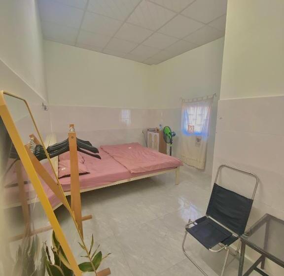 هتل Homestay Tuyết Trinh