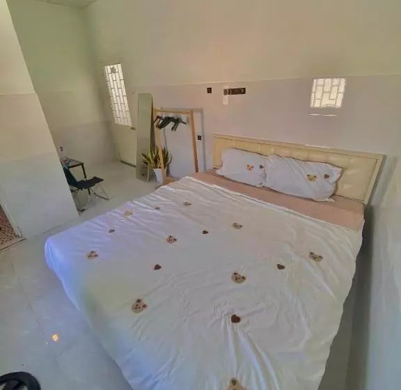 هتل Homestay Tuyết Trinh