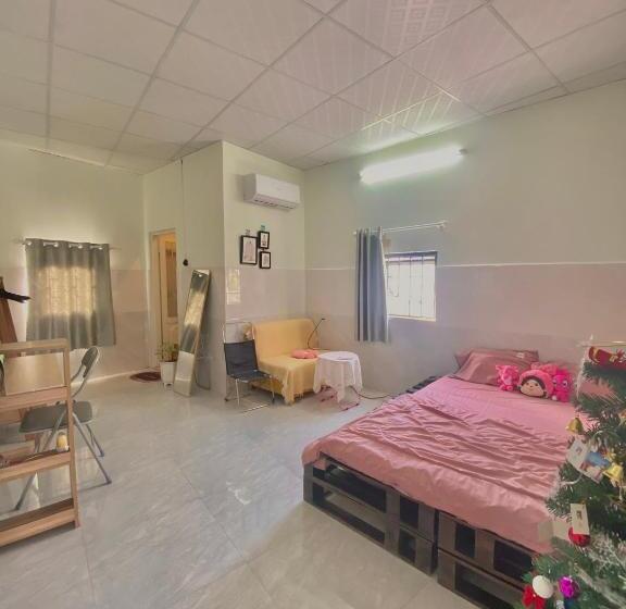 هتل Homestay Tuyết Trinh