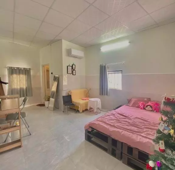 هتل Homestay Tuyết Trinh