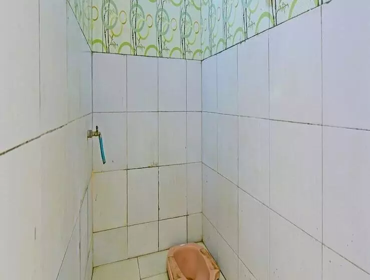 Spot On 91905 Hotel Cipto Arum