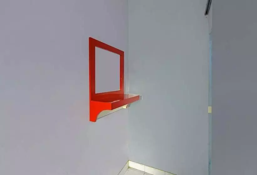 Spot On 91905 Hotel Cipto Arum