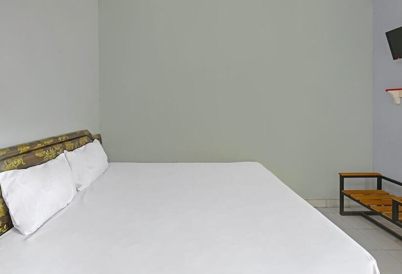 Spot On 91905 Hotel Cipto Arum