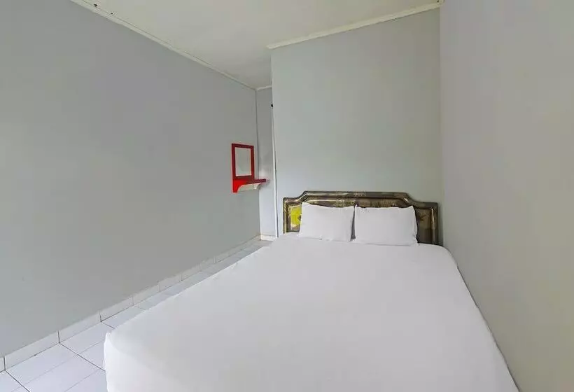 Spot On 91905 Hotel Cipto Arum