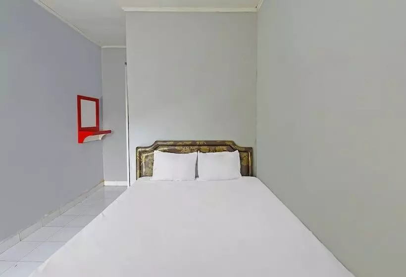 Spot On 91905 Hotel Cipto Arum