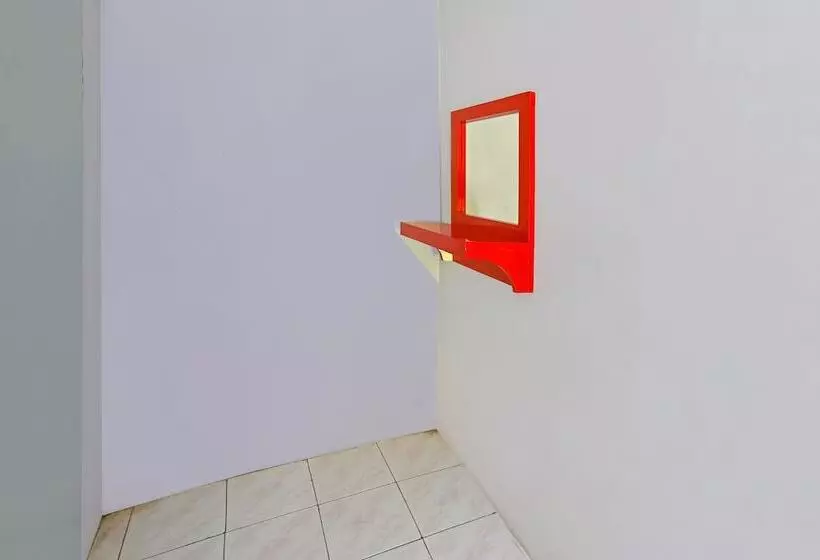 Spot On 91905 Hotel Cipto Arum