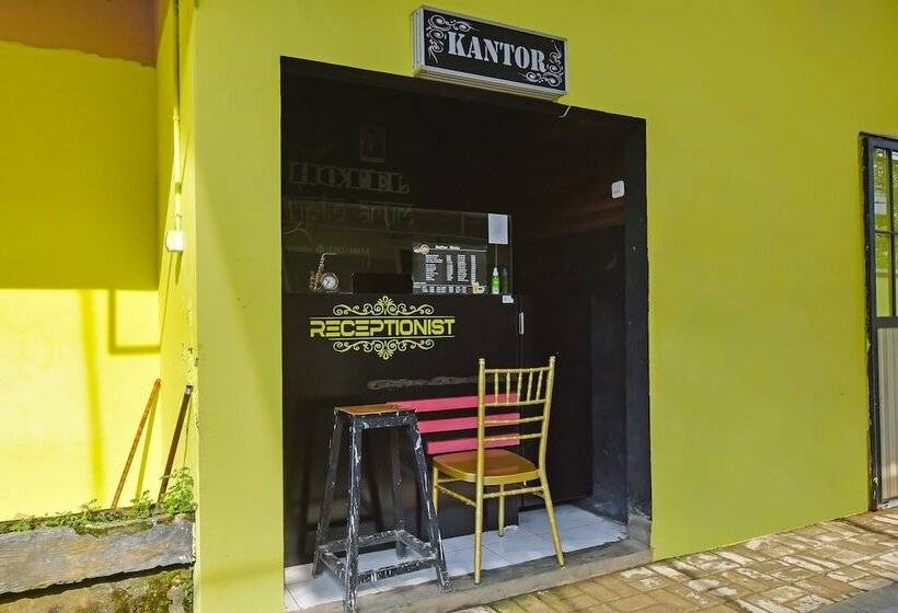 Spot On 91905 Hotel Cipto Arum