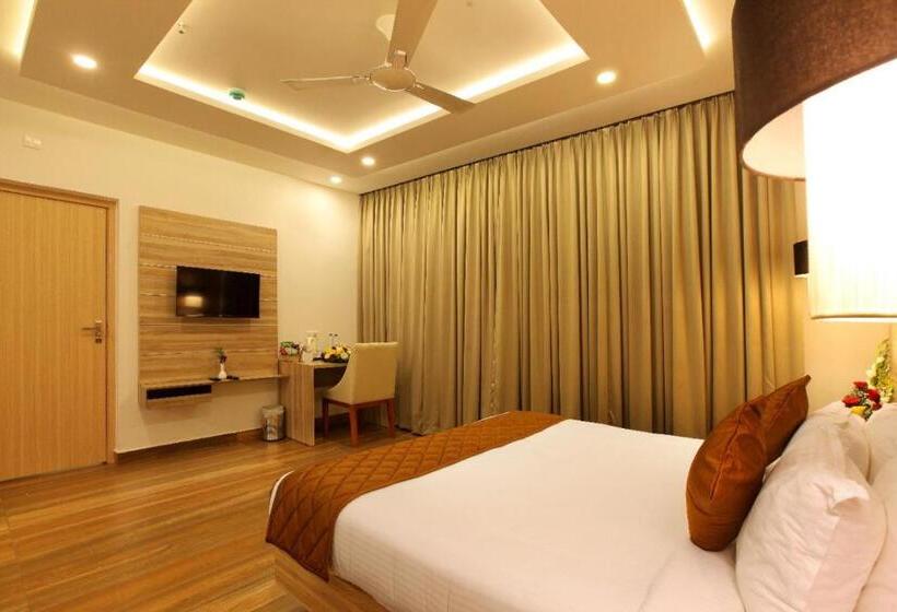 فندق Veliyil Castles