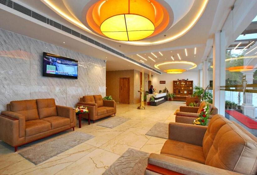 فندق Veliyil Castles