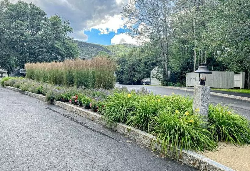 ホテル Waterville Valley Retreat