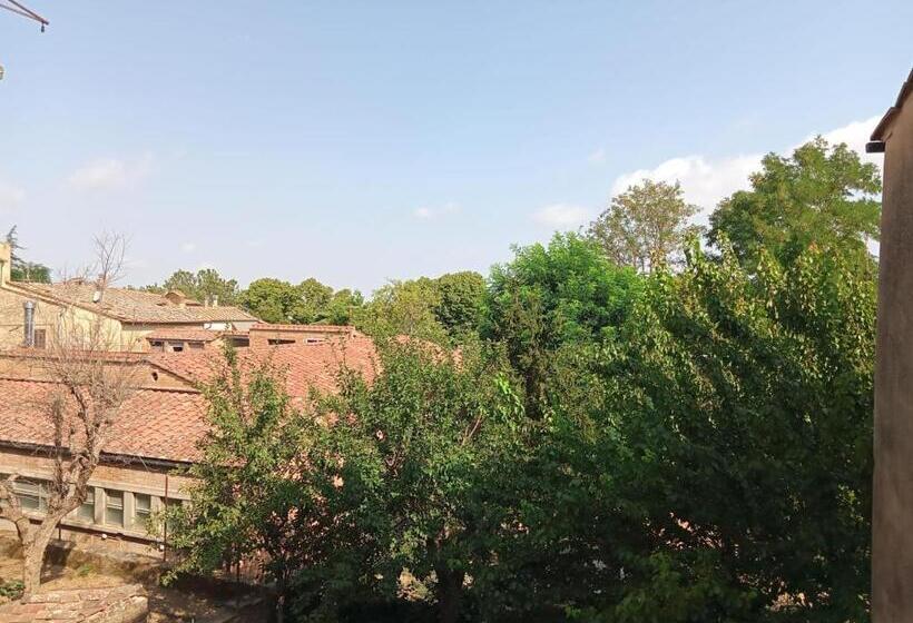 פנסיון Affittacamere Il Bastione 27