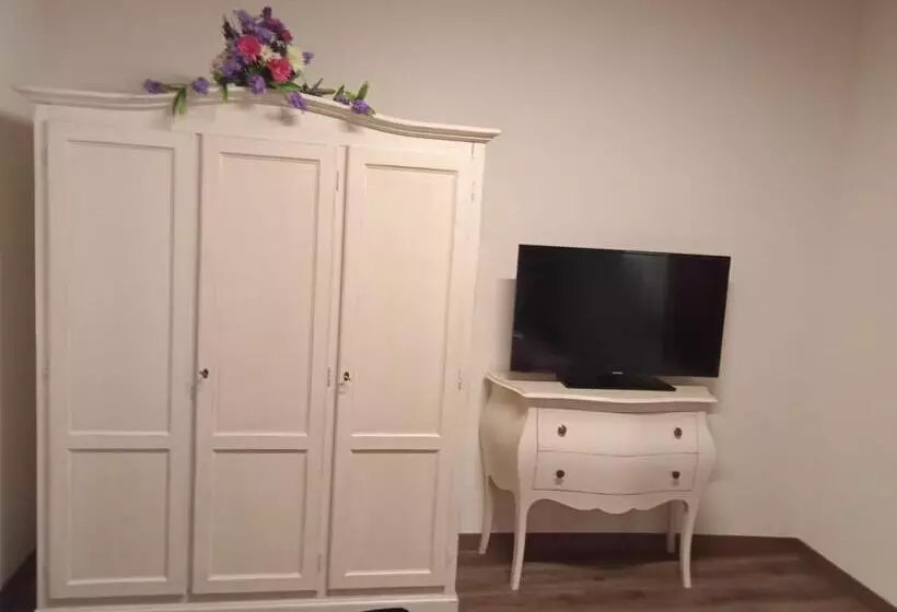 ペンション Affittacamere Il Bastione 27