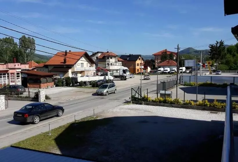 پانسیون Apartments&rooms Mido