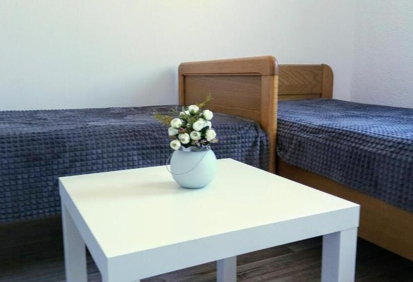 پانسیون Apartments&rooms Mido