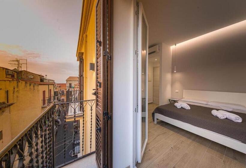 پانسیون Coresi Rooms