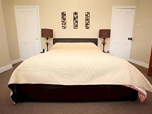 تختخواب و صبحانه The Arthouse