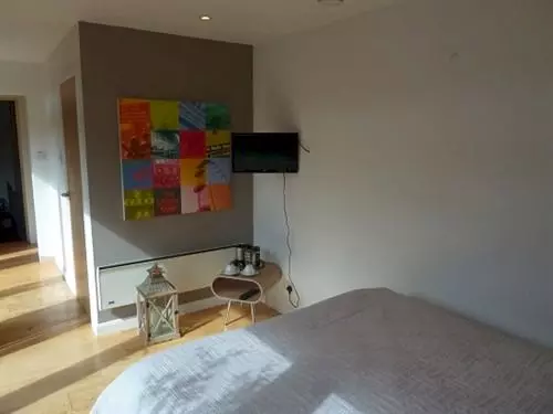 تختخواب و صبحانه The Arthouse