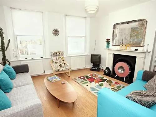 تختخواب و صبحانه The Arthouse