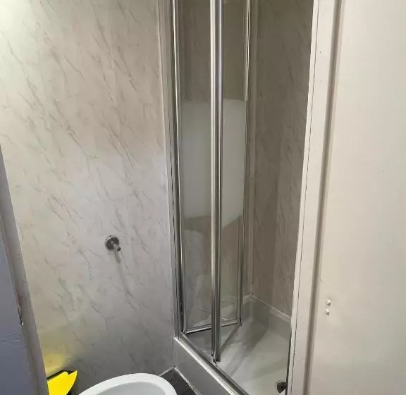 تختخواب و صبحانه Manhattan