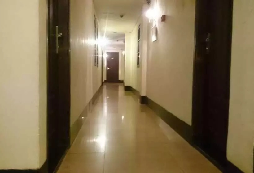 Szálloda Citi International Palang Merah