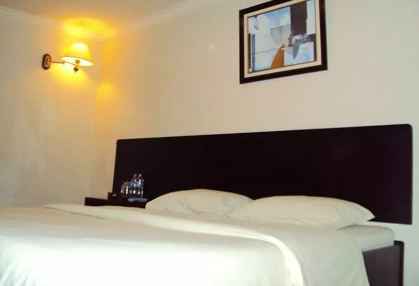 Szálloda Citi International Palang Merah