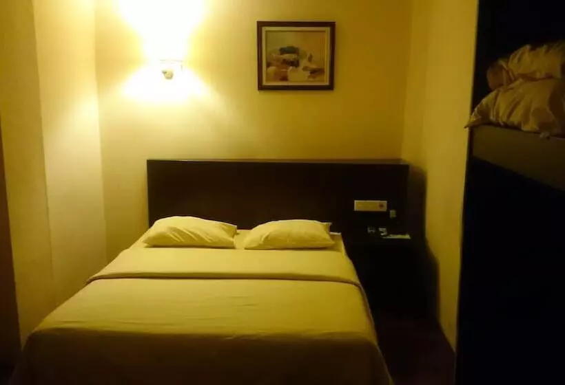 Szálloda Citi International Palang Merah