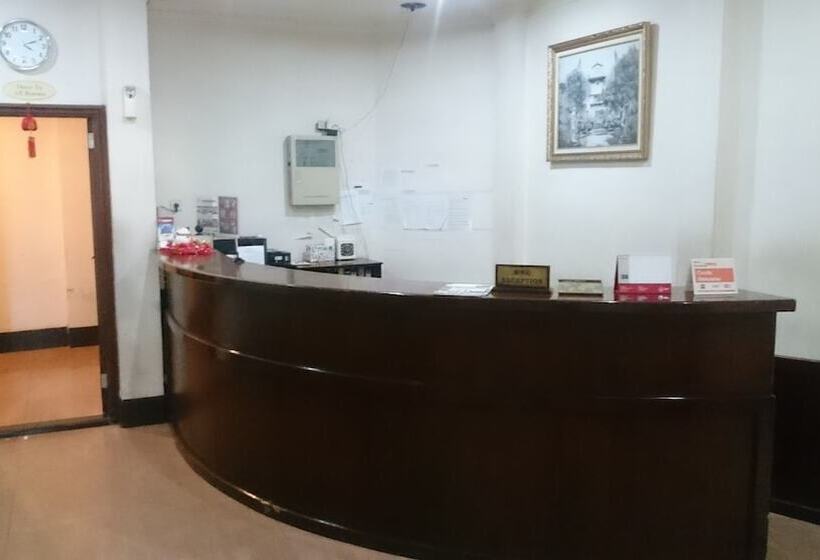 בית מלון כפרי Citi International Palang Merah