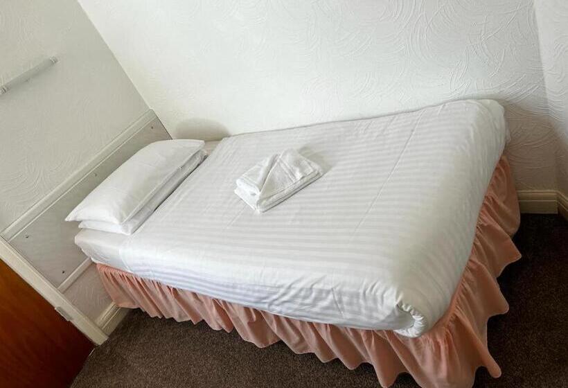 בית מלון כפרי Delton