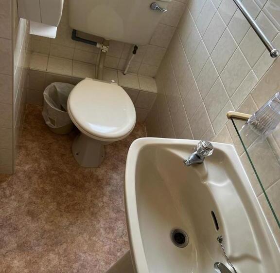 בית מלון כפרי Delton