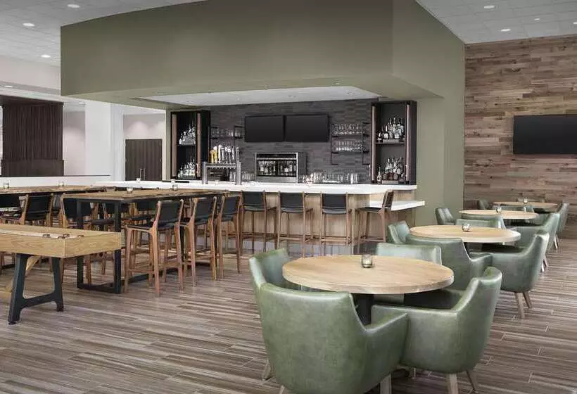 Отель Embassy Suites Portland/hillsboro, Oregon