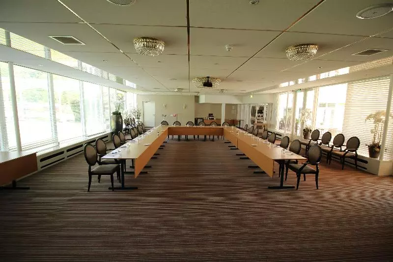 Fletcher Hotel Restaurant De Witte Raaf