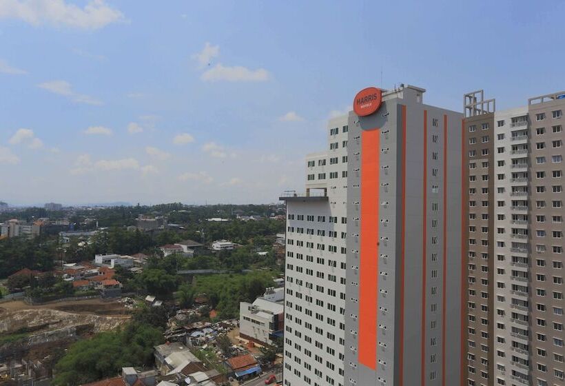 Harris Hotel & Conventions Ciumbuleuit   Bandung