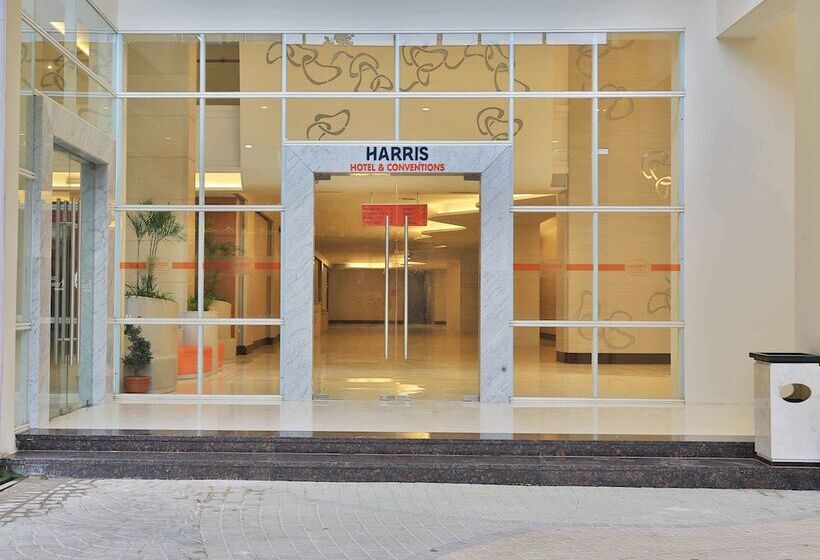 Harris Hotel & Conventions Ciumbuleuit   Bandung