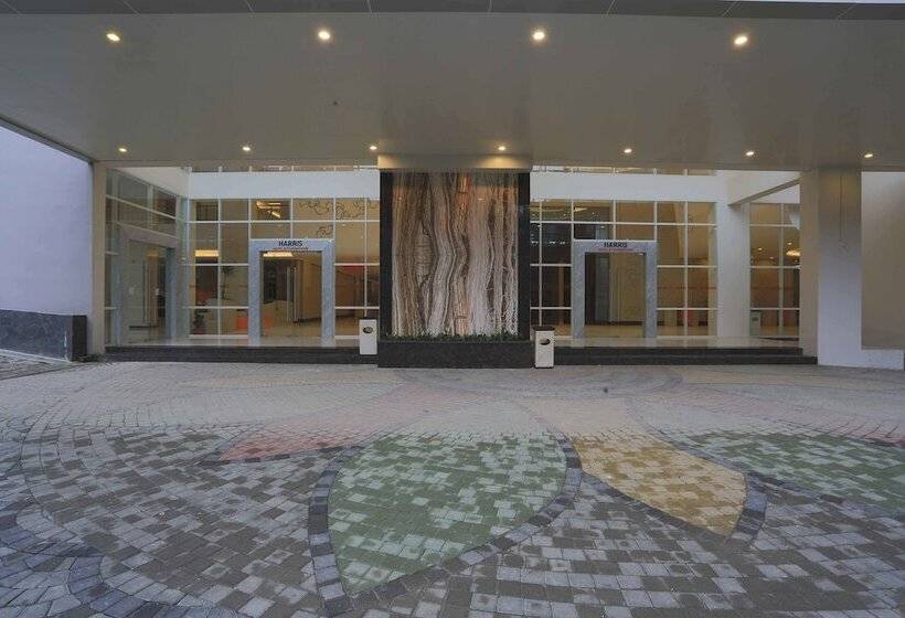 Harris Hotel & Conventions Ciumbuleuit   Bandung