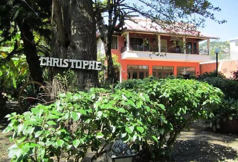 هتل Hôtel Du Roi Christophe