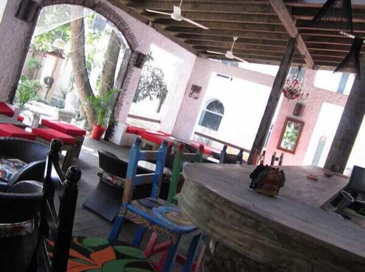 هتل Hôtel Du Roi Christophe