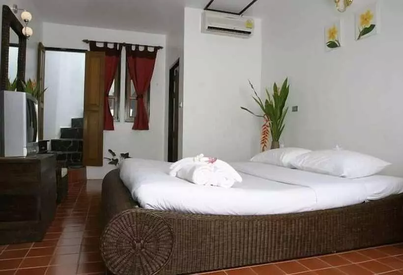 Hotelli Keereeta Resort