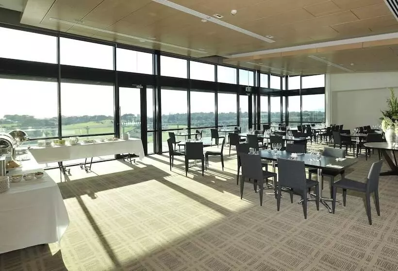 בית מלון כפרי Mercure Portsea & Portsea Golf Club