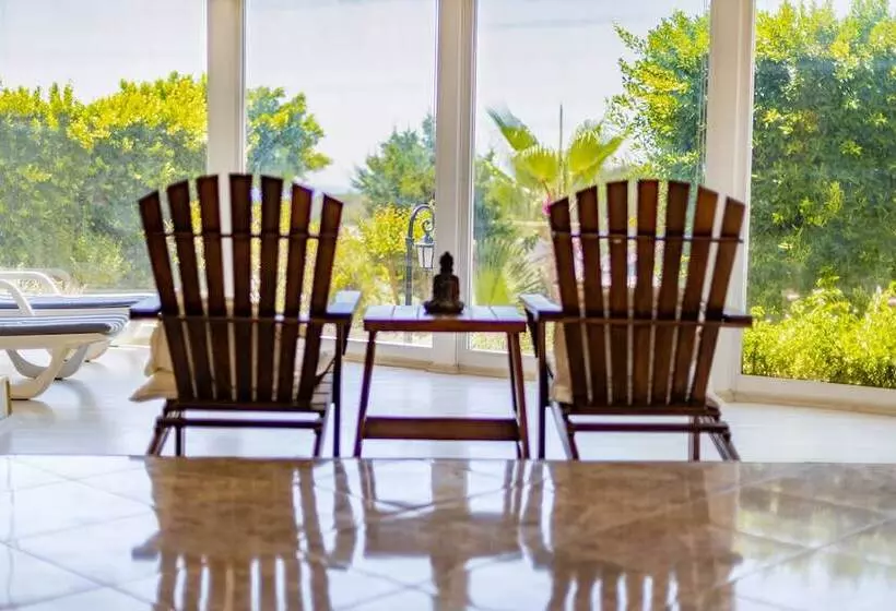 هتل Olbios Marina Resort