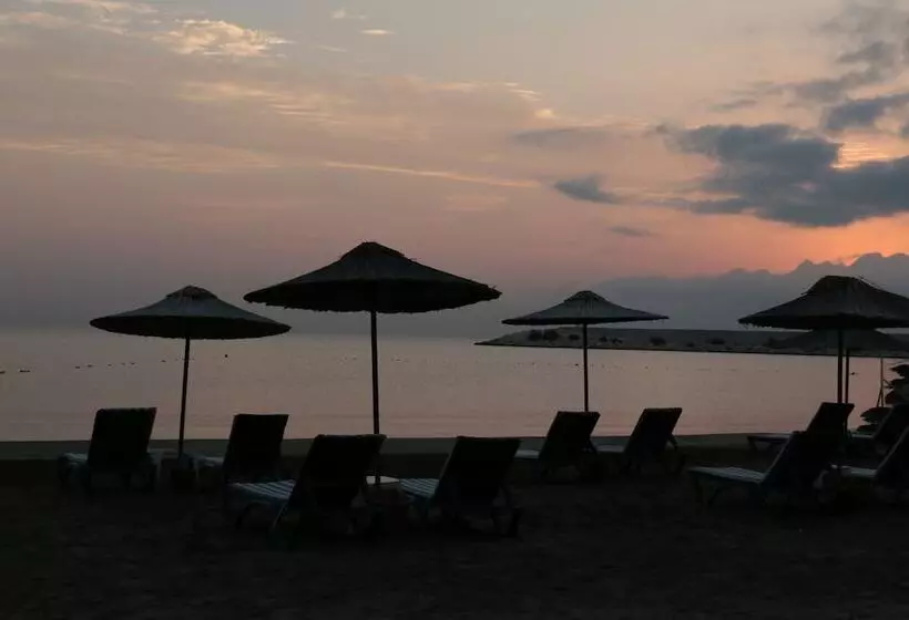 هتل Olbios Marina Resort