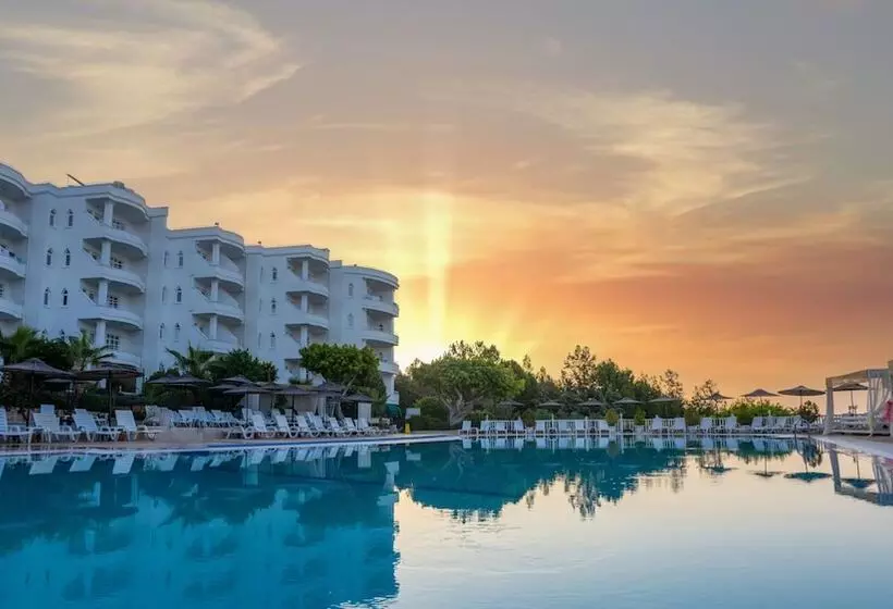 هتل Olbios Marina Resort