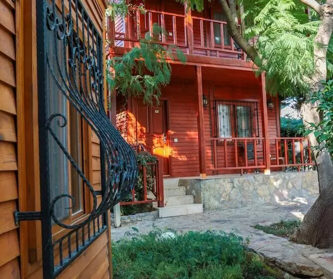 هتل Olbios Marina Resort