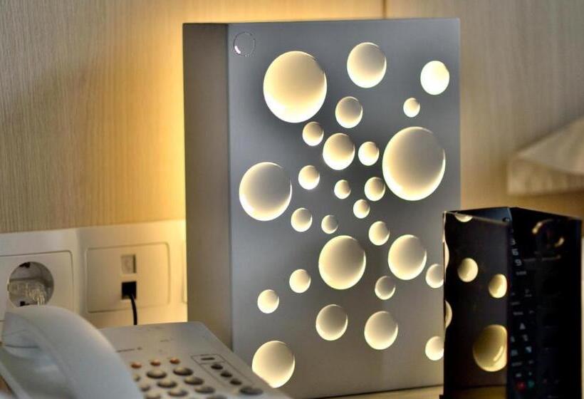 Zodiak Kebon Kawung By Kagum Hotels