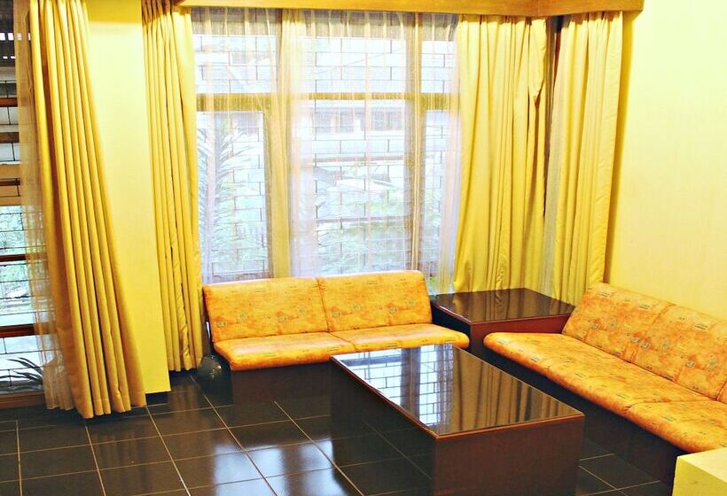 پانسیون De Orange Pasteur Guest House By Houseinbandung